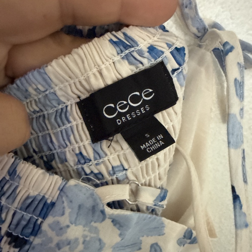 CeCe Women's White Blue Floral Maxi Dress Ruched V Neck Bodice Box Straps Size S - Picture 7 of 12